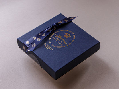 Roumanian Royal Chocolate - Colectia de 16 praline regale create in parteneriat cu Casa Majestatii Sale